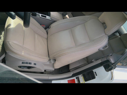 Driver Front Seat C70 Bucket Leather Fits 12-13 VOLVO 70 SERIES 4742540