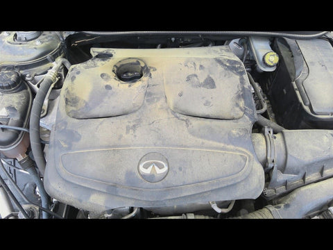 QX30      2017 Engine Cover 4740600