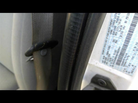 Seat Belt Front Bucket Seats Cutaway Van Fits 0818 FORD E350 VAN 3093490