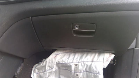 CLA45     2014 Glove Box 4643240