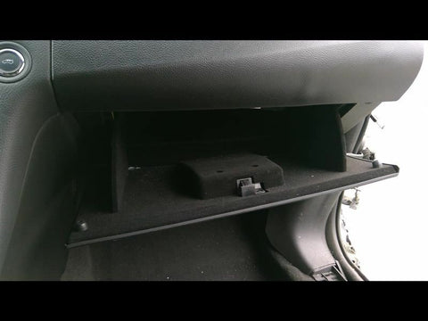 TAURUS    2016 Glove Box 3256450