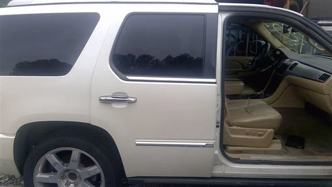 Passenger Right Rear Side Door Fits 1014 ESCALADE 4677900