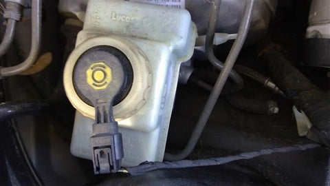 Brake Master Cylinder Fits 0308 BMW 760i 3489800