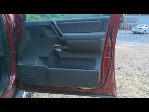 TITAN     2013 Front Door Trim Panel 4751590