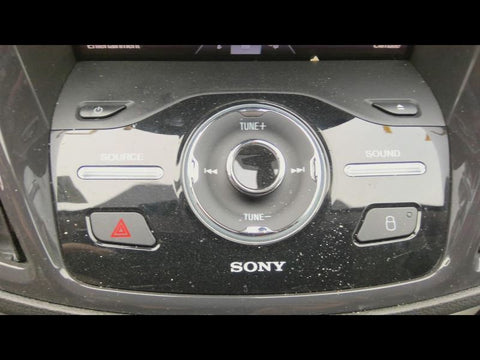 ESCAPE    2013 Audio Equipment Radio 4698200