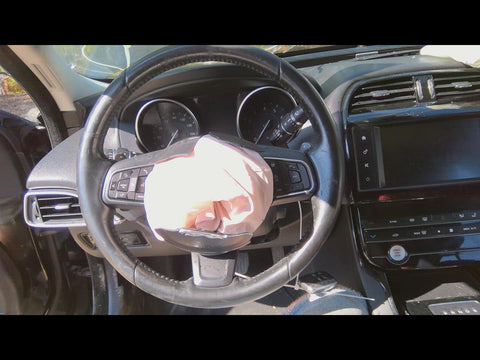 XE        2018 Steering Wheel 470156bag not included0