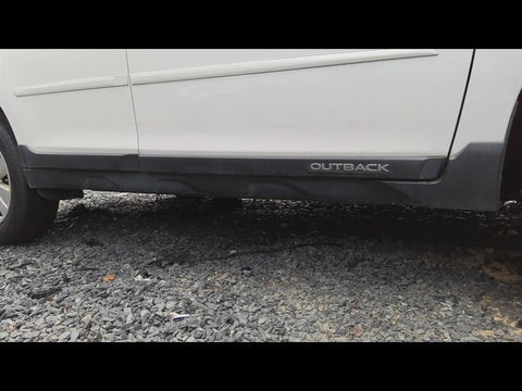 OUTBAKLEG 2017 Rocker Panel Moulding 4706110