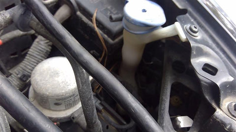 Wash Reservoir Without Headlamp Washers Fits 11-12 VOLVO 30 SERIES 4633180