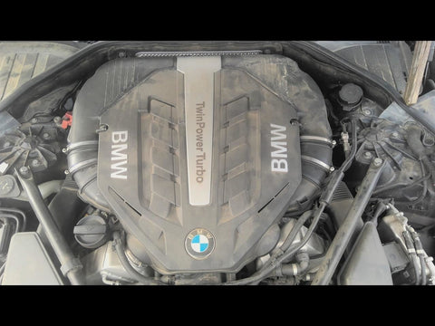750I      2013 Engine Cover 4717050