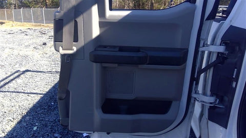 F250SD    2019 Door Trim Panel Rear 4593860