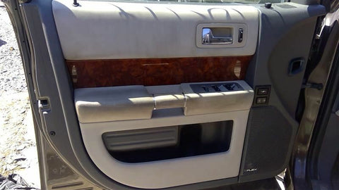 FLEX      2011 Front Door Trim Panel 3490970