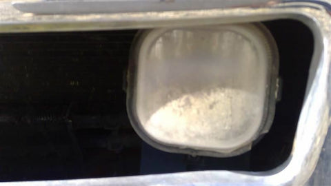 Driver Corner/Park Light Fog-driving Bumper Mounted Fits 01-05 EXCURSION 3451700