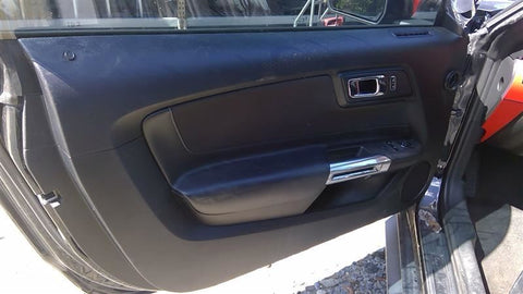 MUSTANG   2016 Front Door Trim Panel 4565440