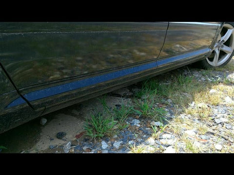 A8 AUDI   2009 passenger  Rocker Panel Moulding 2720520
