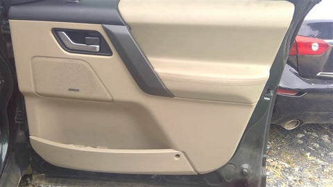 LR2       2010 Front Door Trim Panel 3381350