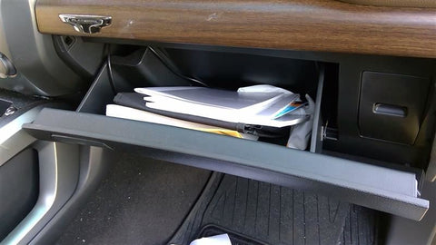 TITAN     2018 Glove Box 3557940