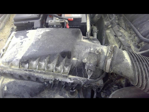 Passenger Right Air Cleaner 5.0L Fits 1013 LR4 3373840