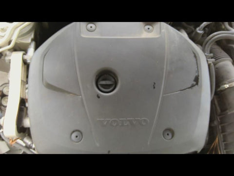 S90       2018 Engine Cover 4693710