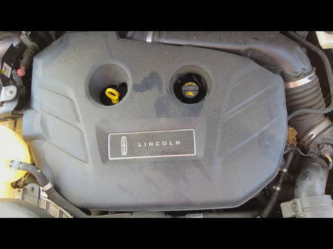 MKC       2019 Engine Cover 4762490