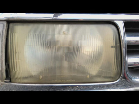Passenger Right Headlight Fits 9398 T100 4691150