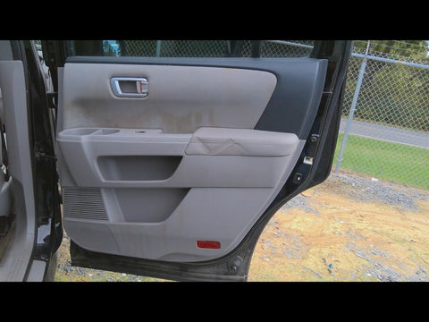 PILOT     2015 Door Trim Panel Rear 4770940
