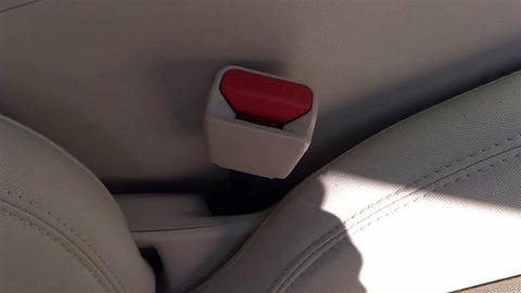 Seat Belt Front Bucket Seat Sedan Passenger Buckle Fits 1517 200 3475220