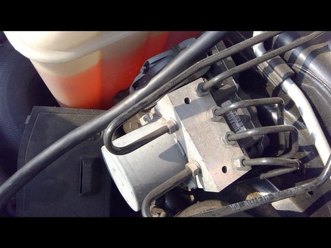 AntiLock Brake Part Assembly FWD Convertible Opt 1AT Fits 1012 AUDI A5 2853450