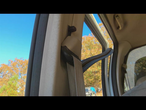 Seat Belt Front Bench Seat Split 40/20/40 Fits 03-04 EXCURSION 4704600