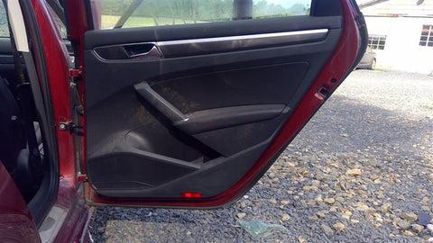 PASSAT    2018 Door Trim Panel Rear 4663950