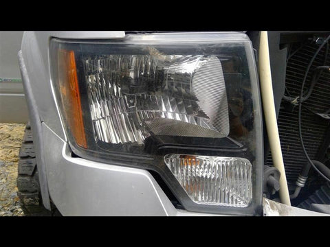Passenger Headlight Halogen FX4 Fits 1014 FORD F150 PICKUP 2919180