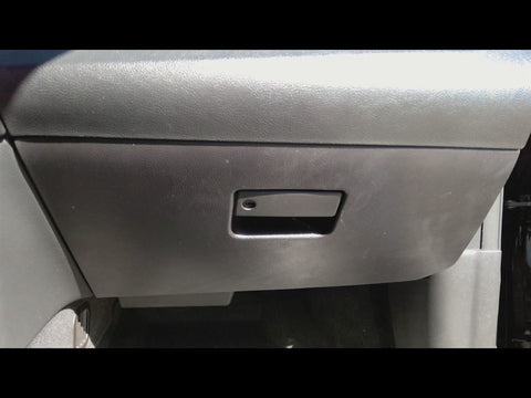 TAURUS    2015 Glove Box 4777310