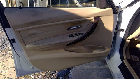 328I      2015 Front Door Trim Panel 3555830