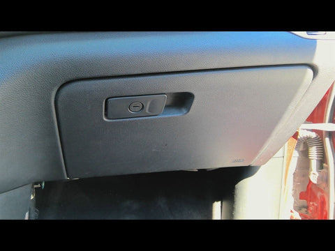 CHEROKEE  2019 Glove Box 4778430
