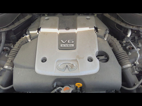 QX70      2016 Engine Cover 4739480