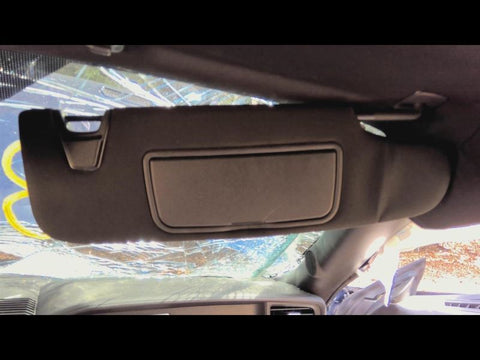 Passenger Sun Visor Illuminated Coupe Fits 1520 MUSTANG 4692900