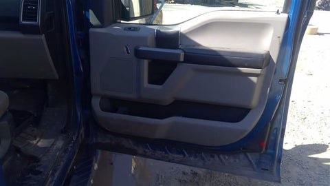 F150      2018 Front Door Trim Panel 4623610