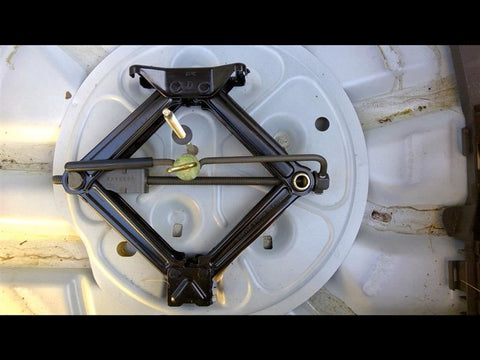 TBIRD     2002 Jack 295081 AND TOOLS!0