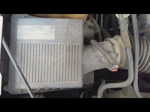 Air Cleaner Without High Capacity Fits 1416 SIERRA 1500 PICKUP 4771580