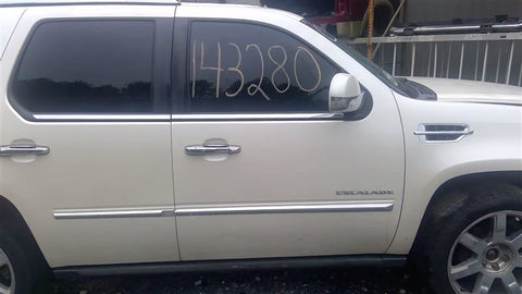 Passenger Right Front Door Thru 11/14/10 Fits 0711 ESCALADE 4677880