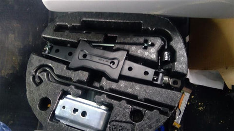 ODYSSEY   2019 Jack 460210 AND TOOLS!