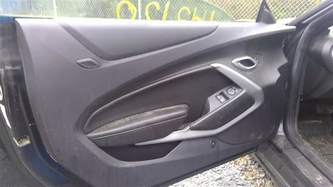 CAMARO    2016 Front Door Trim Panel 3616140