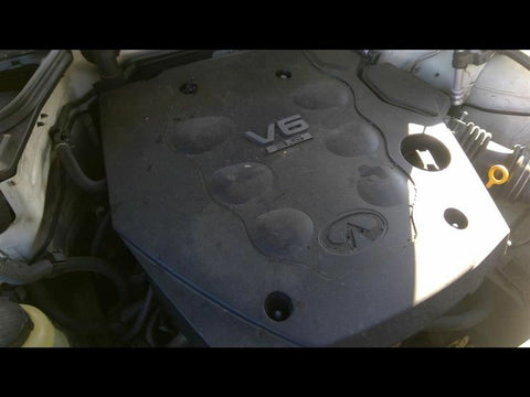 FX35      2003 Engine Cover 3308230