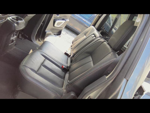 TITAN     2018 Seat Rear 4690750