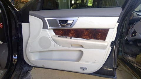 XF        2010 Front Door Trim Panel 4670250