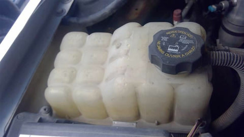 Coolant Reservoir Fits 0409 HUMMER H2 3425970