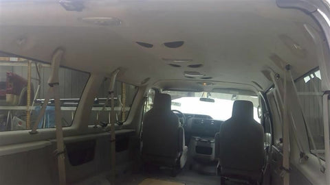 E350SD    2010 Headliner 3382840