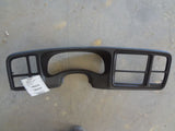 05 GMC YUKON DASH BEZEL TRIM AROUND SPEEDOMETER CLUSTER 185608 NOT SPEEDOMETER C0