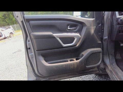 TITAN     2018 Front Door Trim Panel 4690620