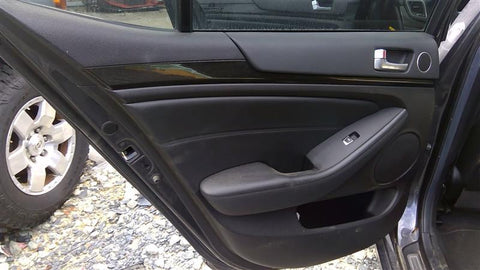 CADENZA   2014 Door Trim Panel Rear 3556980