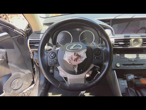 IS200T    2016 Steering Wheel 474562bag not included0